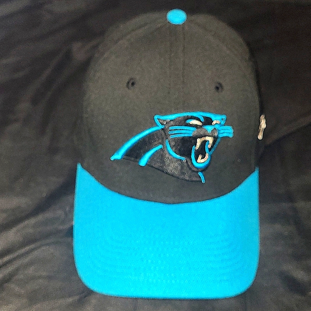 Brand New Carolina Panthers Fitted New Era Brand Size:S-M
